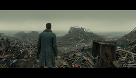 Бегущий по лезвию 2049 [Blu-ray] / Blade Runner 2049