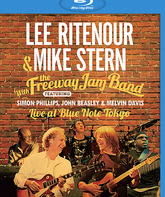 Райтнур, Стерн и The Freeway Band: концерт в Токио / Lee Ritenour & Mike Stern with The Freeway Band: Live at The Blue Note Tokyo (2011) (Blu-ray)