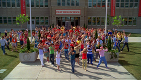 Классный Мюзикл: Каникулы (ТВ) [Blu-ray] / High School Musical 2 (TV)