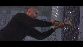 Джеймс Бонд. Агент 007: И целого мира мало [Blu-ray] / James Bond: The World Is Not Enough