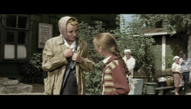 Три тополя на Плющихе [Blu-ray] / Three Poplars at Plyuschika (Tri topolya na Plyushchikhe)