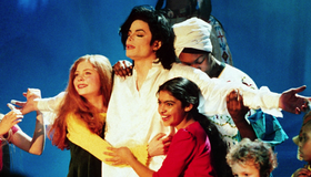 Майкл Джексон: Жизнь поп-иконы [Blu-ray] / Michael Jackson: The Life of an Icon