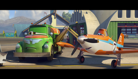 Самолеты: Огонь и вода [Blu-ray] / Planes: Fire and Rescue 