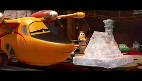 Самолеты: Огонь и вода [Blu-ray] / Planes: Fire and Rescue 