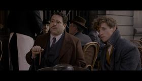 Фантастические твари: Преступления Грин-де-Вальда [Blu-ray] / Fantastic Beasts: The Crimes of Grindelwald