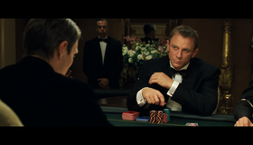 Джеймс Бонд. Агент 007: Казино Рояль (SteelBook) [4K UHD Blu-ray] / James Bond 007: Casino Royale (Titans of Cult SteelBook 4K)
