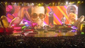 Элтон Джон: Шоу Красного Пианино / Elton John: The Red Piano (2006) (Blu-ray)
