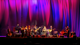 Леонард Коэн: Songs from the Road / Leonard Cohen: Songs From The Road (2008) (Blu-ray)