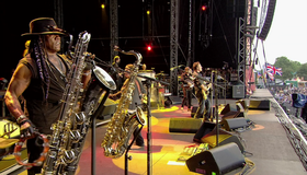 Брюс Спрингстин на фестивале Hard Rock Calling / Bruce Springsteen & The E Street Band: London Calling (Blu-ray)