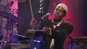 Earth, Wind & Fire: концерт в Монтре / Earth, Wind & Fire: Live At Montreux (1997) (Blu-ray)
