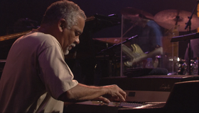 Легенды блюза и джаза в Монтре / Legends: Live at Montreux (1997) (Blu-ray)