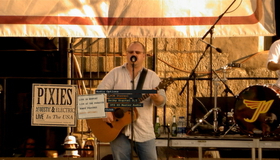 The Pixies: концерт на Newport Folk Festival / The Pixies: Acoustic & Electric Live (2005) (Blu-ray)