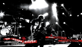 Die Toten Hosen - концерт в Берлине / Machmalauter: Die Toten Hosen - Live in Berlin (2009) (Blu-ray)