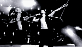 Depeche Mode: концерт в Барселоне / Depeche Mode: Tour of the Universe - Live in Barcelona (2009) (Blu-ray)