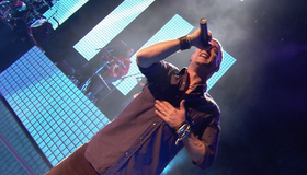Роб Томас: концерт в Красных Скалах / Rob Thomas: Something to Be Tour - Live at Red Rocks (2008) (Blu-ray)