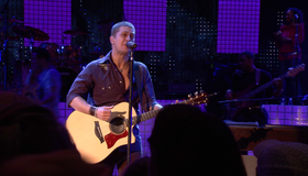 Роб Томас: концерт в Красных Скалах / Rob Thomas: Something to Be Tour - Live at Red Rocks (2008) (Blu-ray)