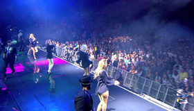 Girls Aloud - концерт на O2 Арене / Girls Aloud - Out of Control: Live from the O2 (Blu-ray)