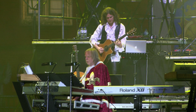 Рик Уэйкман - концерт во дворце Хэмптон-Корт / Rick Wakeman: The Six Wives of Henry VIII - Live at Hampton Court Palace (Blu-ray)