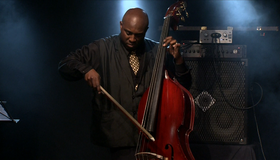 Стэнли Джордан: концерт в Париже / Stanley Jordan Trio: The Paris Concert (2007) (Blu-ray)