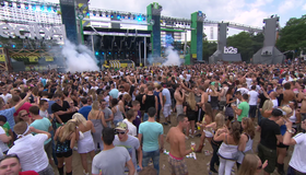 Фестиваль Decibel 2010: Hard Dance в Нидерландах / Decibel 2010 - The Live Registration (Blu-ray)