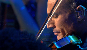 Янни - живое выступление / Yanni Live! The Concert Event (2006) (Blu-ray)