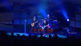 ZZ Top: Живой концерт в Техасе / ZZ Top: Live From Texas (2008) (Blu-ray)