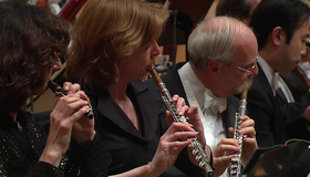Нью-Йоркский филармонический оркестр в Пхеньяне / The Pyongyang Concert: New York Philharmonic & Lorin Maazel (2008) (Blu-ray)
