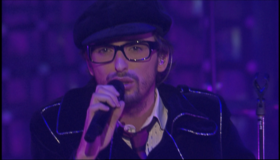 Кристоф Виллем - концерт в туре Fermeture Pour Renovation / Christophe Willem - Fermeture Pour Renovation (Live 2008) (Blu-ray)