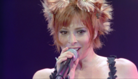 Милен Фармер: концерт в Берси / Mylene Farmer: Avant Que Lombre... А Bercy (2006) (Blu-ray)