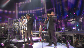 Билли Джоэл: концерт в Нью-Йорке на стадионе Ши / Billy Joel: Live At Shea Stadium (2008) (Blu-ray)