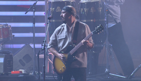 Нил Янг: концерт-трибьют / A MusiCares Tribute to Neil Young (2010) (Blu-ray)
