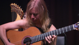 Мариэль Андерсон: мировое турне / Muriel Anderson: A Guitarscape Planet (Blu-ray)