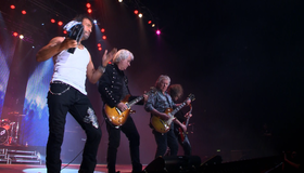 Bad Company: концерт на Уэмбли / Bad Company: Live At Wembley (2010) (Blu-ray)
