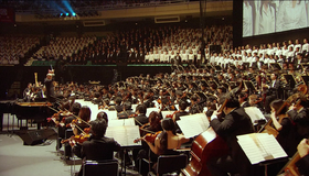 Дзе Хисаиси: Юбилейный концерт в честь 25-ти летия студии Ghibli / Joe Hisaishi in Budokan - Miyazaki Anime to Tomo ni Ayunda 25 Nenkan (2008) (Blu-ray)