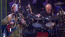 Yes: симфонический концерт / Yes: Symphonic Live (2001) (Blu-ray)