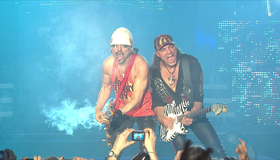 Scorpions: концерт в 3D "Get Your Sting & Blackout" / Scorpions: Get Your Sting And Blackout Live 3D (2011) (Blu-ray 3D)