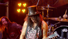 Слэш и Майлз Кеннеди: концерт в Victoria Hall Сток-он-Трента / Slash feat. Myles Kennedy: Live / Made In Stoke (2011) (Blu-ray)