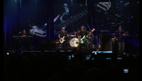 Джо Сатриани: концерт в Монреале / Satriani: Satchurated - Live in Montreal (2010) (Blu-ray)