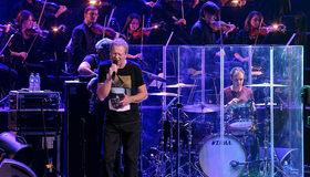 Иэн Гиллан, Дон Эйри и оркестр: наживо в Москве / Ian Gillan with the Don Airey Band and Orchestra: Contractual Obligation #1 - Live in Moscow (Blu-ray)